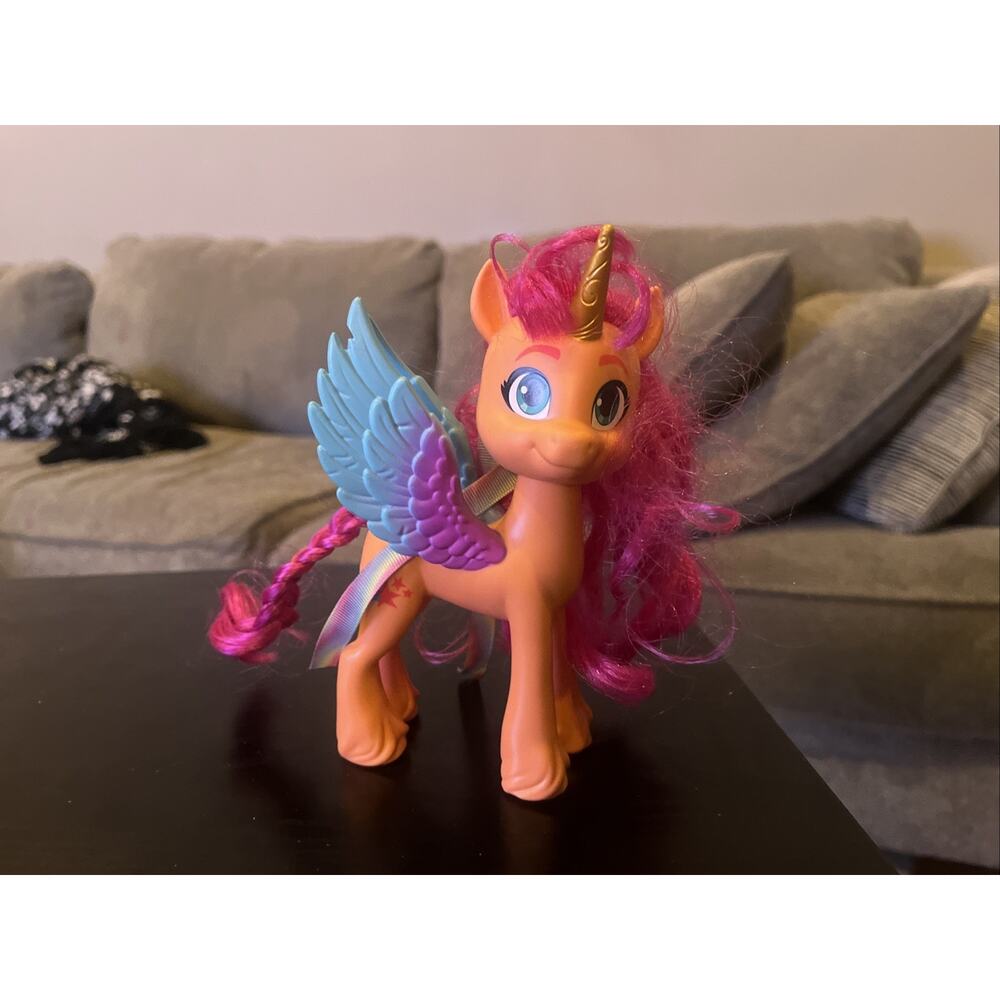 My Little Pony: Make Your Mark Toy Ribbon Hairstyles Sunny Starscout - 6" Inch !